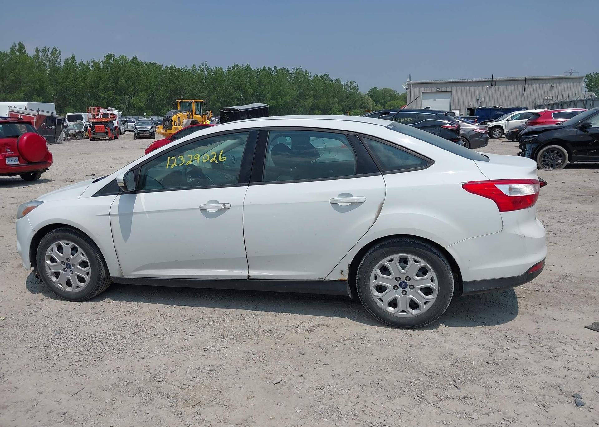 2013 FORD FOCUS SE
