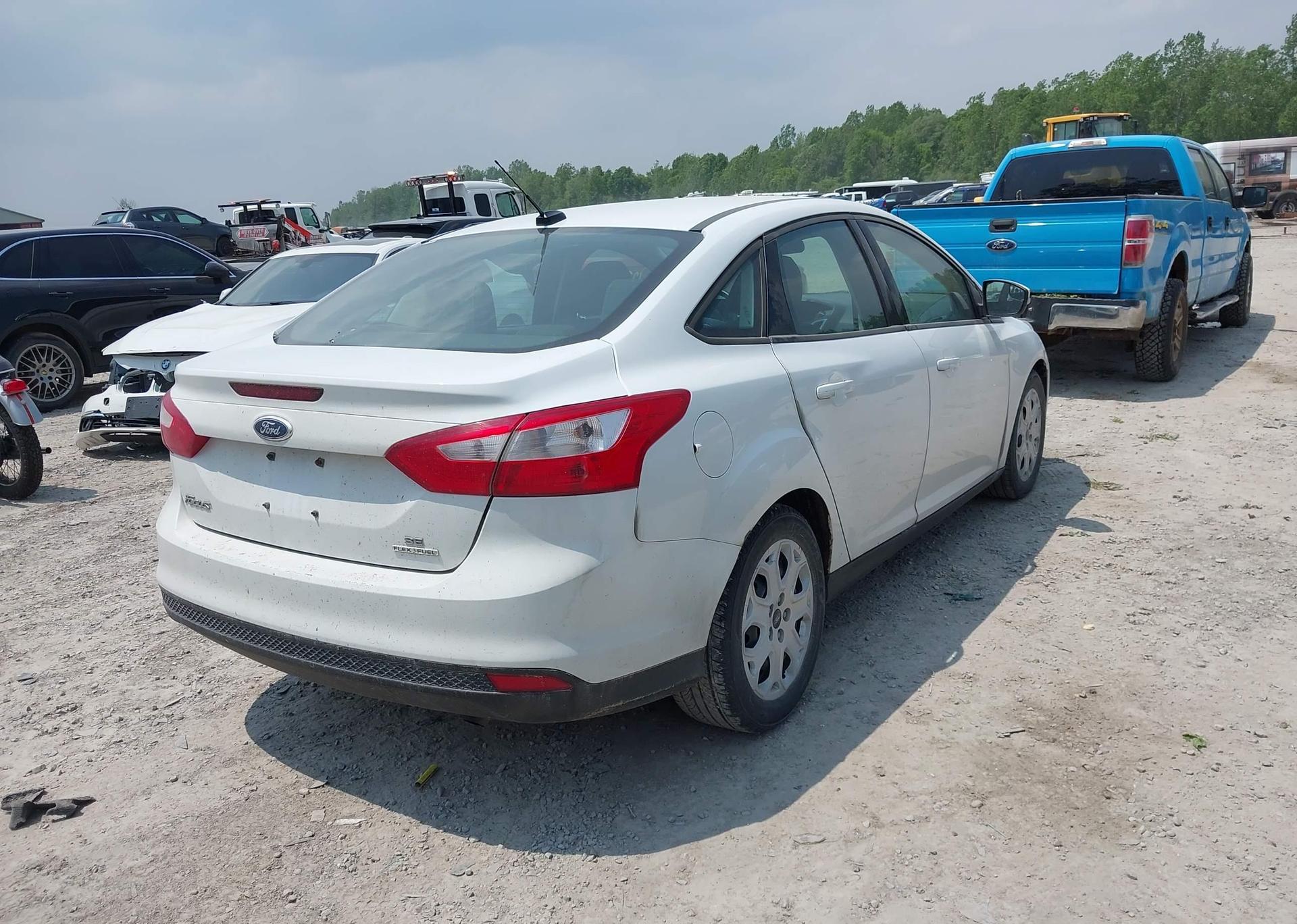 2013 FORD FOCUS SE