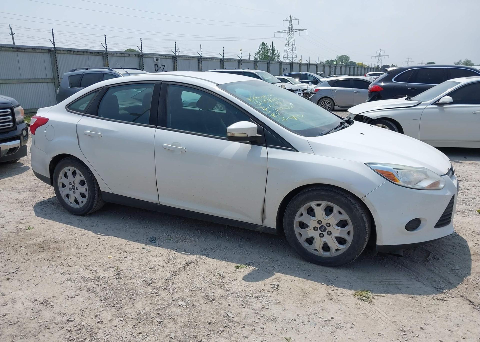 2013 FORD FOCUS SE