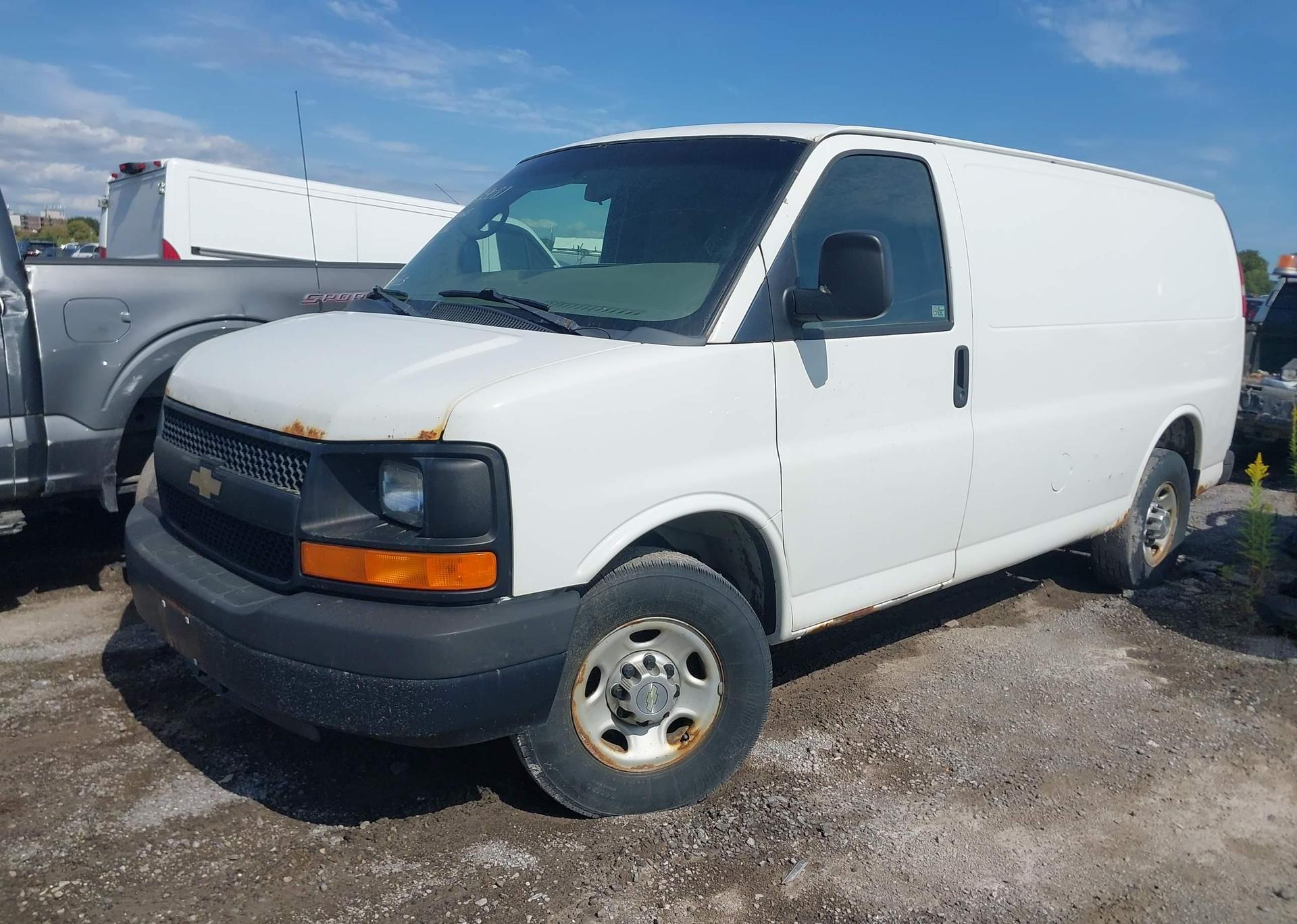 2011 CHEVROLET EXPRESS G2500