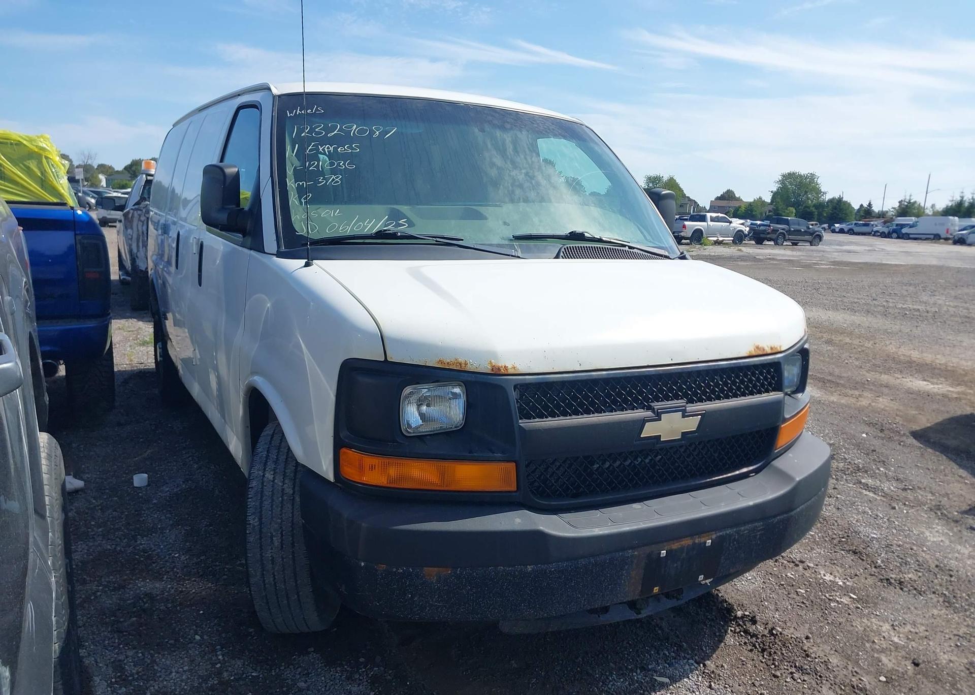 2011 CHEVROLET EXPRESS G2500