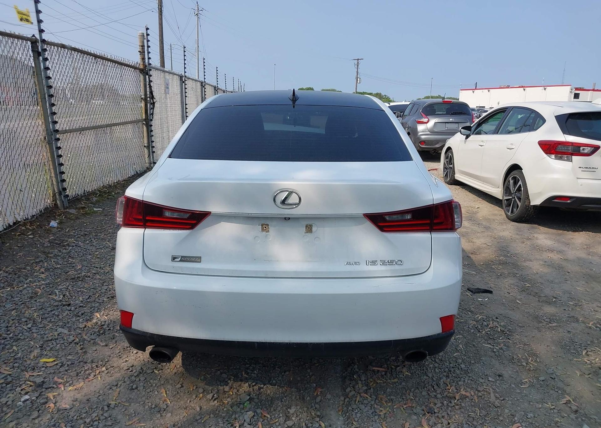 2015 LEXUS IS 250