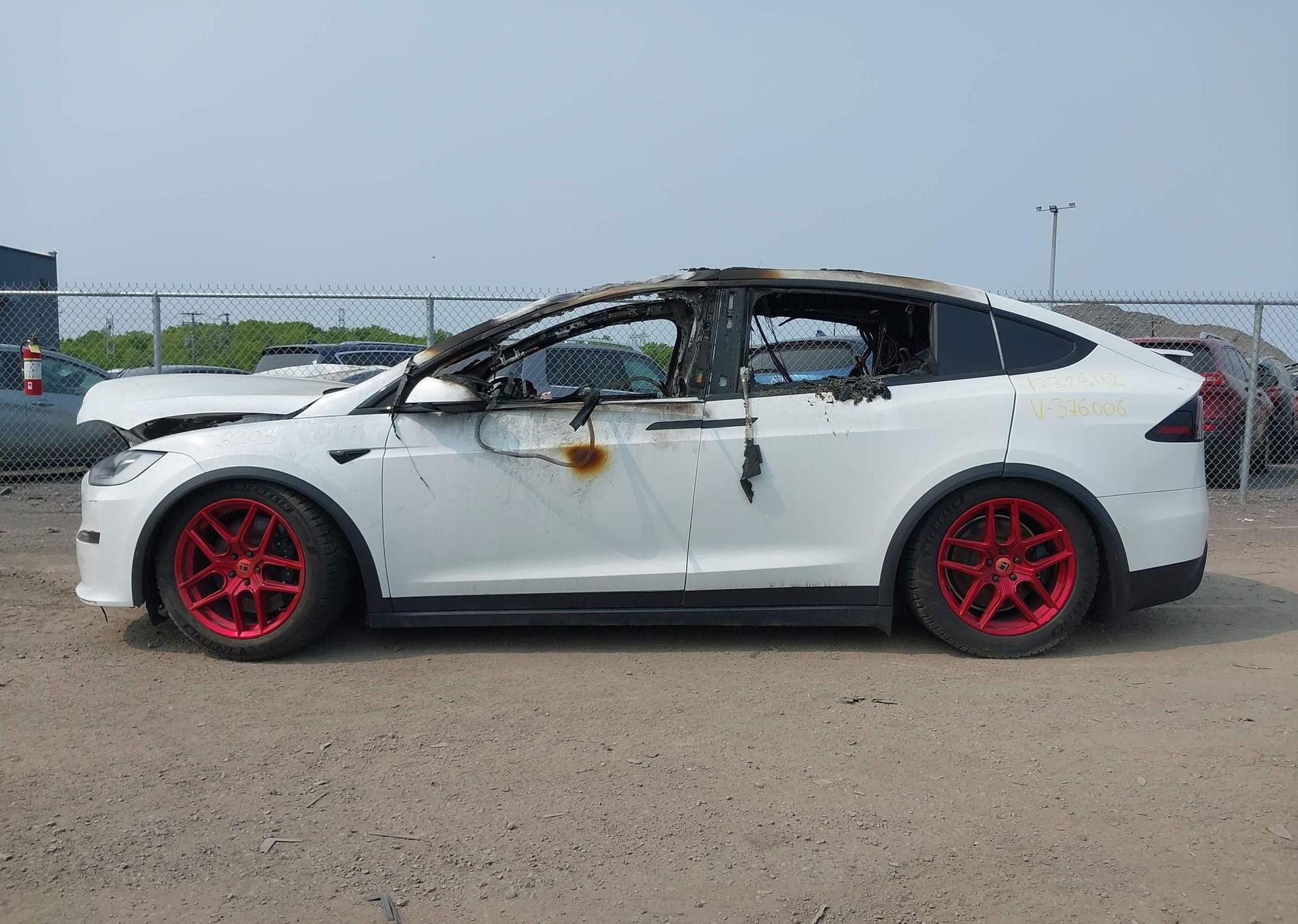 2023 TESLA MODEL X