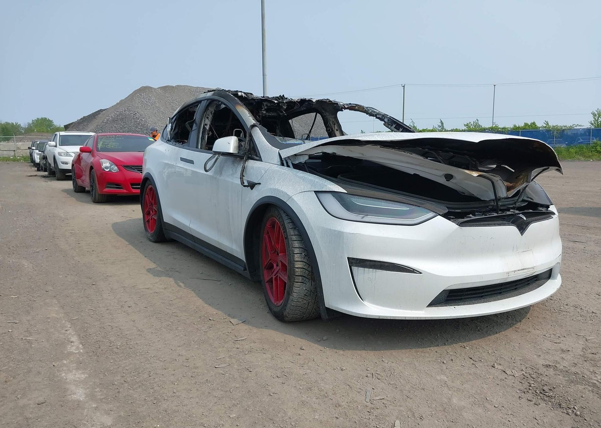 2023 TESLA MODEL X