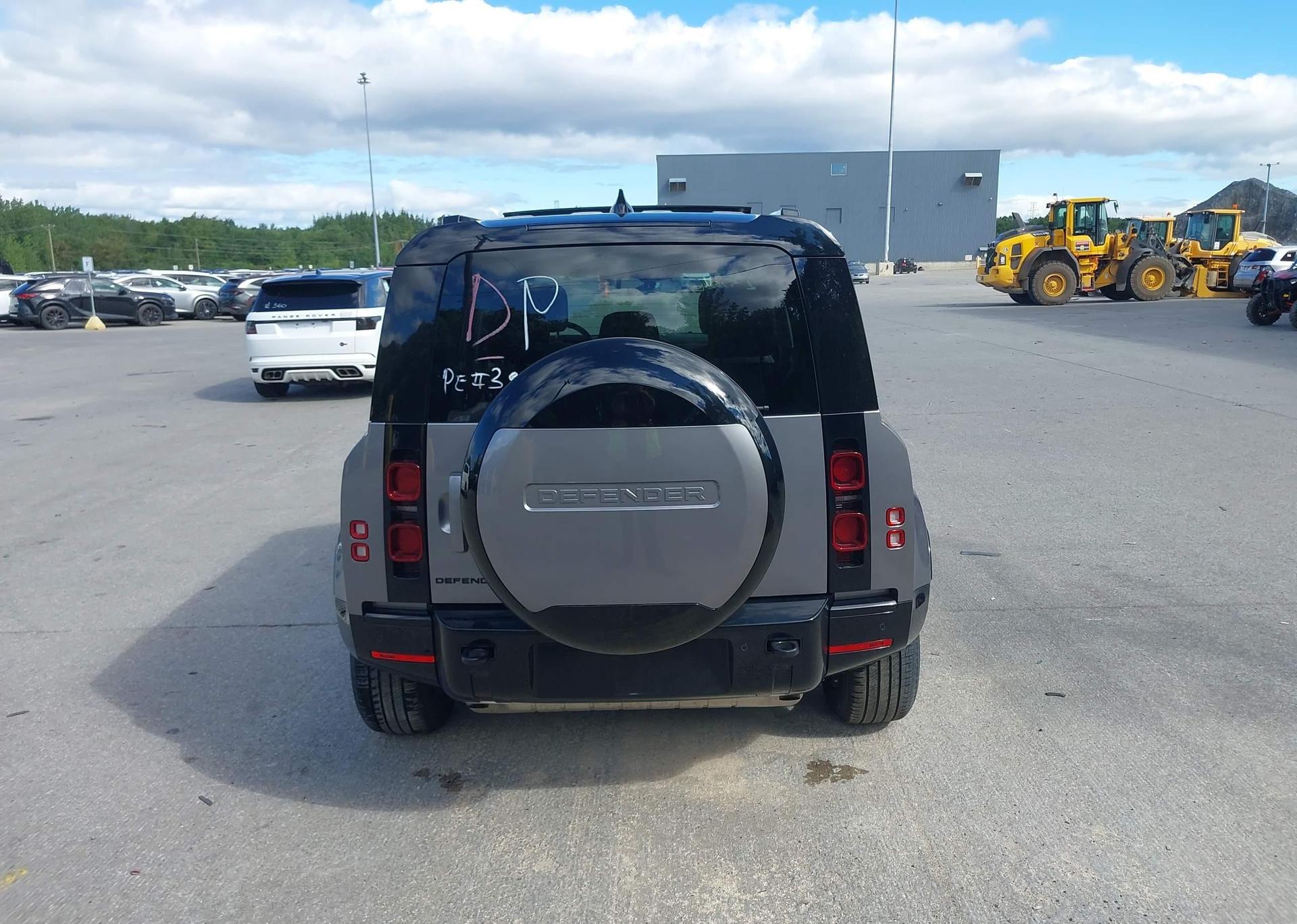 2024 LAND ROVER DEFENDER 110 X-DYNAMIC SE