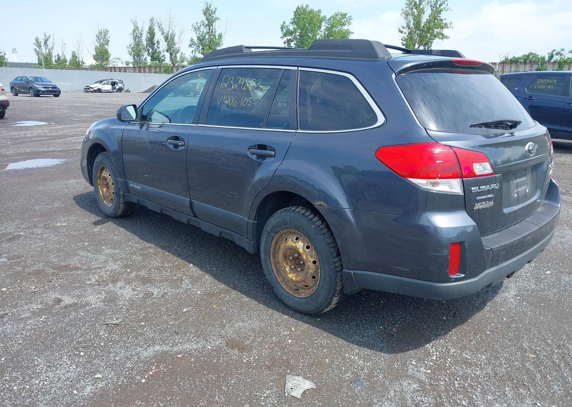 2013 SUBARU OUTBACK 2.5I PREMIUM