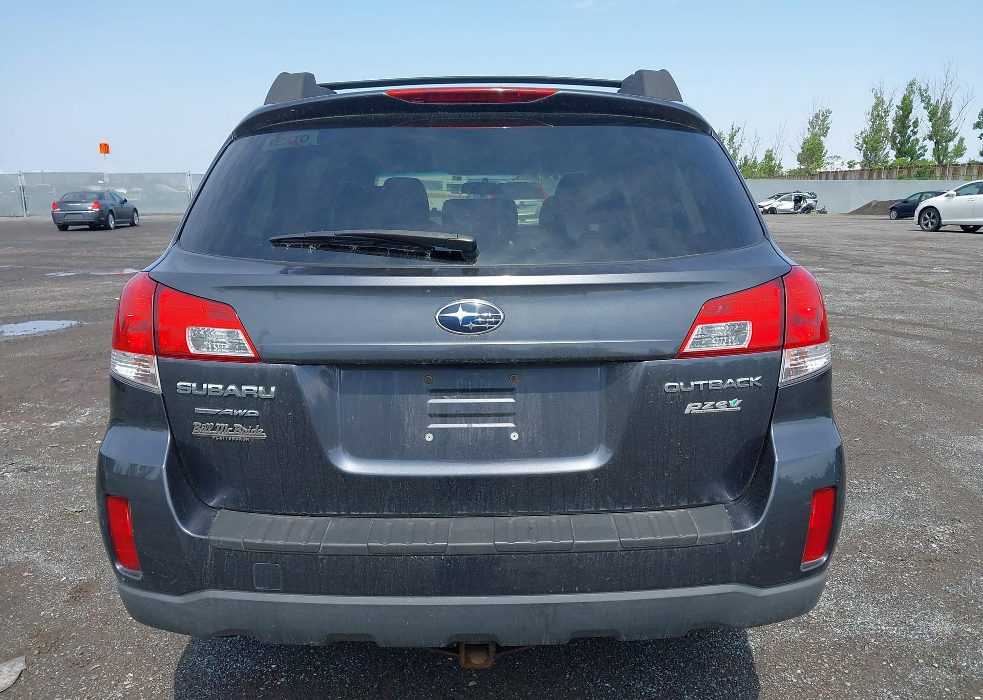 2013 SUBARU OUTBACK 2.5I PREMIUM