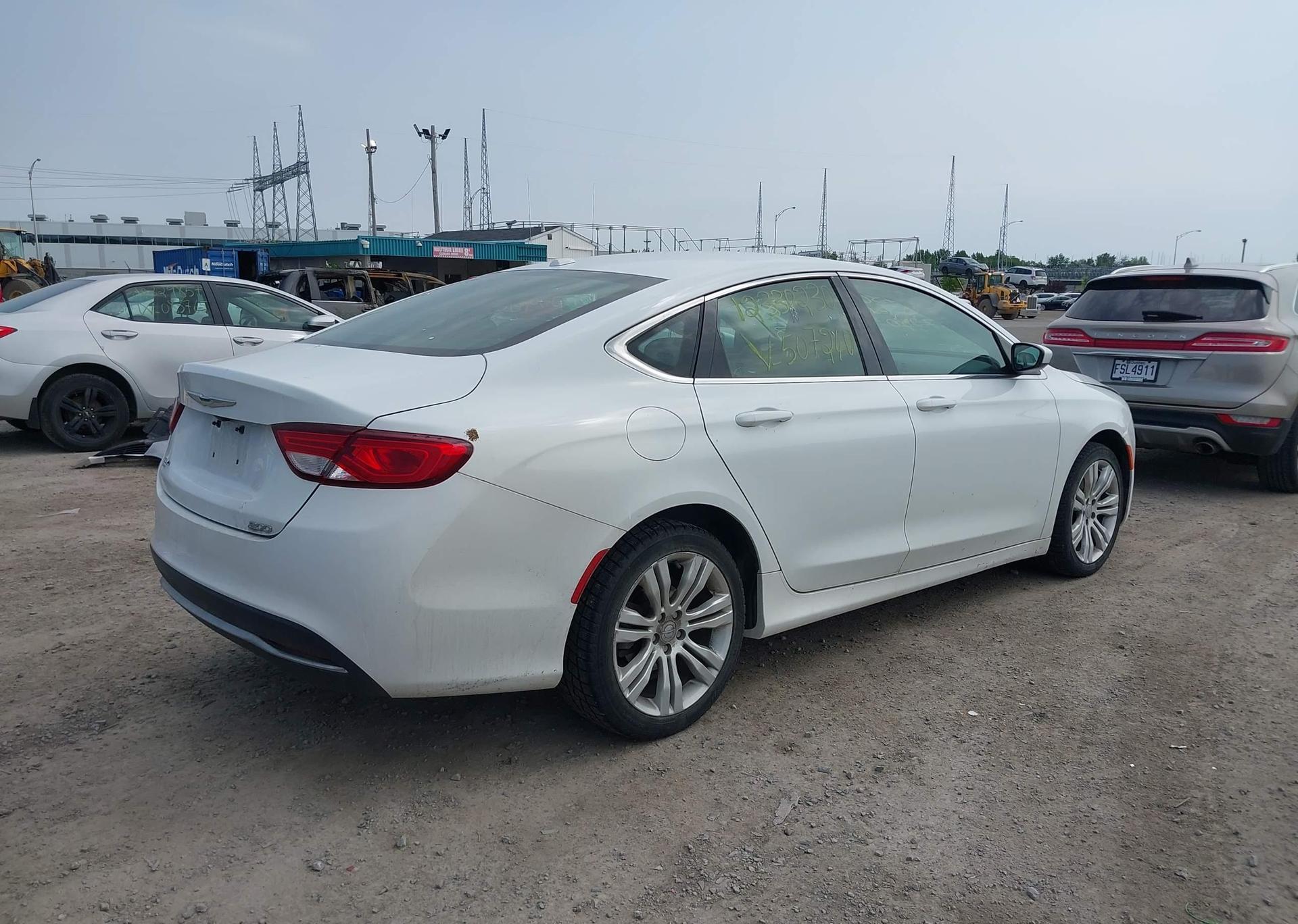 2015 CHRYSLER 200 LIMITED