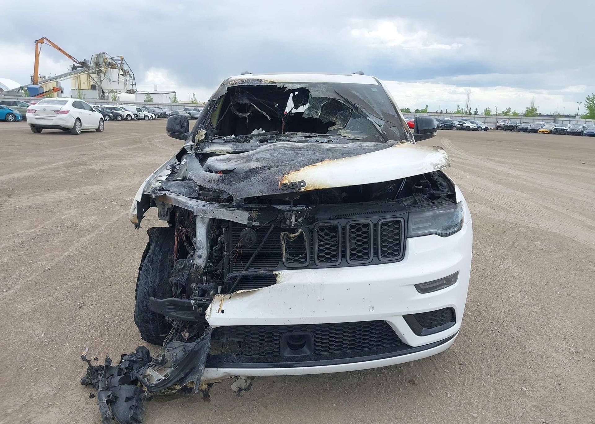 2021 JEEP GRAND CHEROKEE LIMITED X