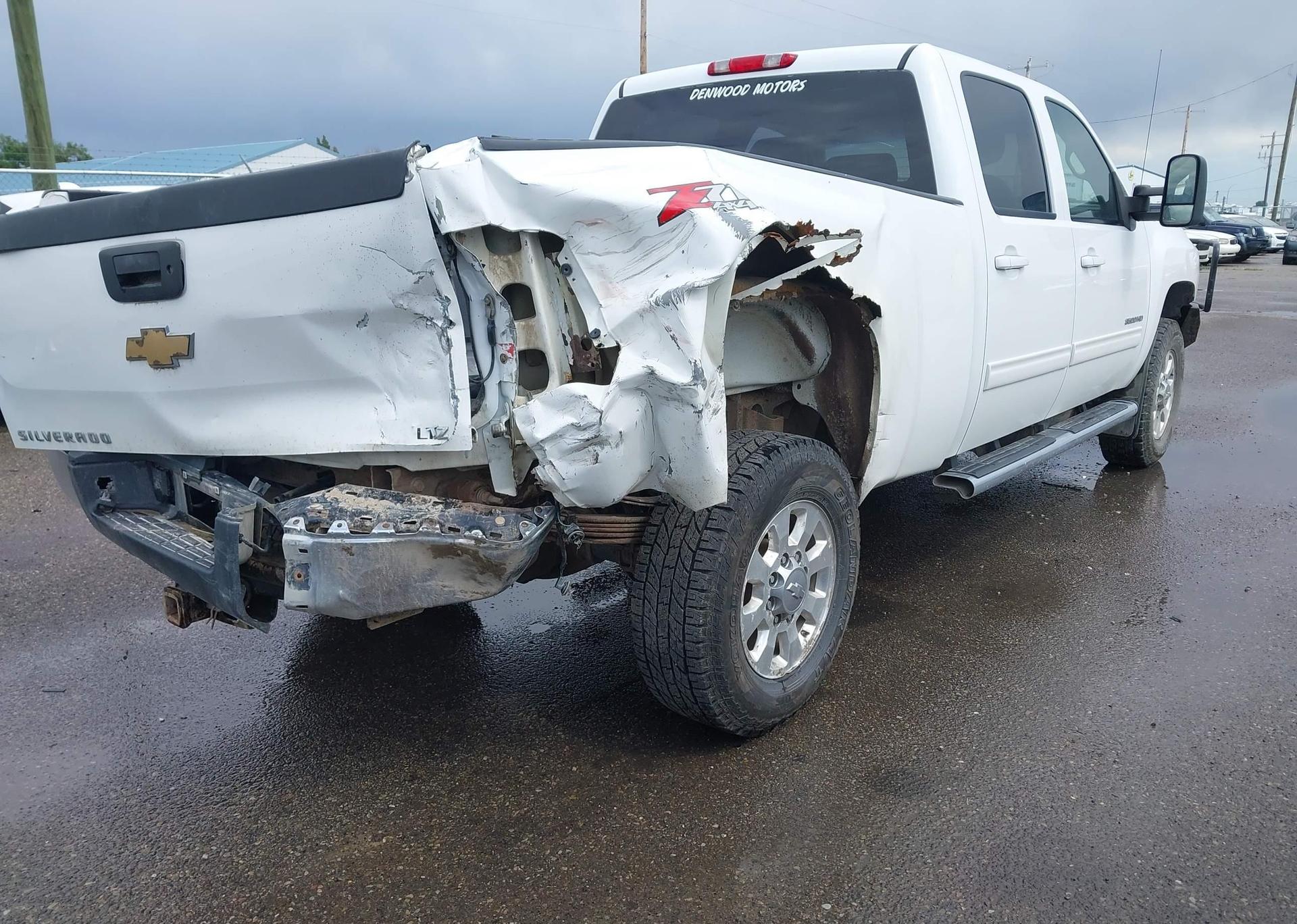 2011 CHEVROLET SILVERADO K3500 LTZ