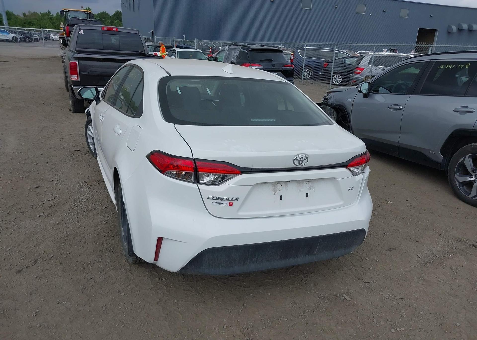 2024 TOYOTA COROLLA LE