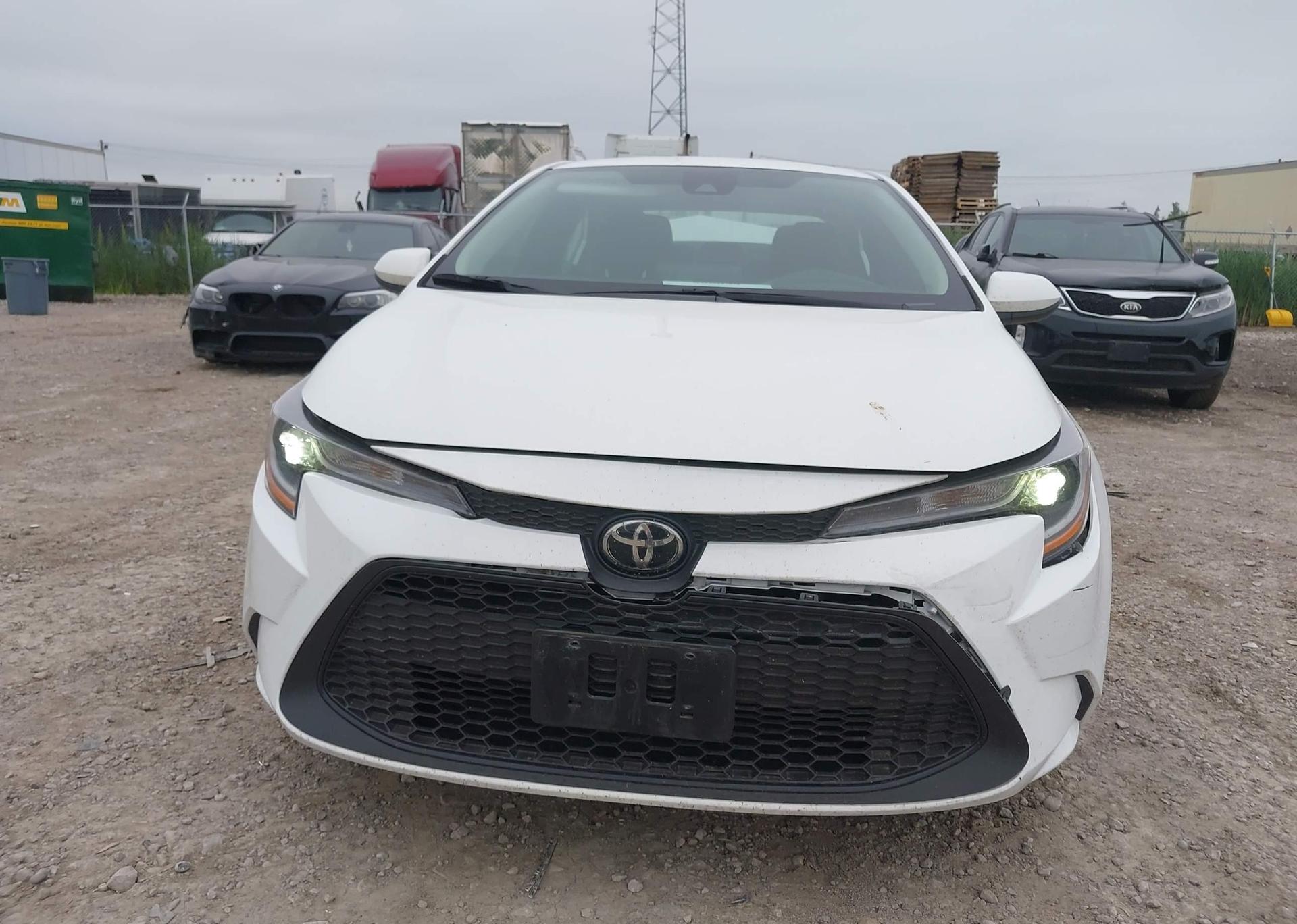 2022 TOYOTA COROLLA LE
