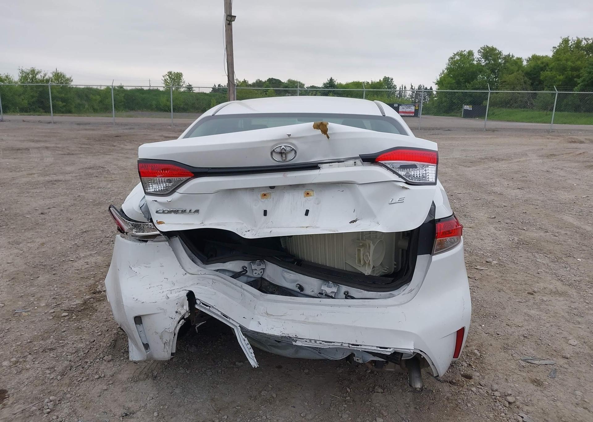 2022 TOYOTA COROLLA LE