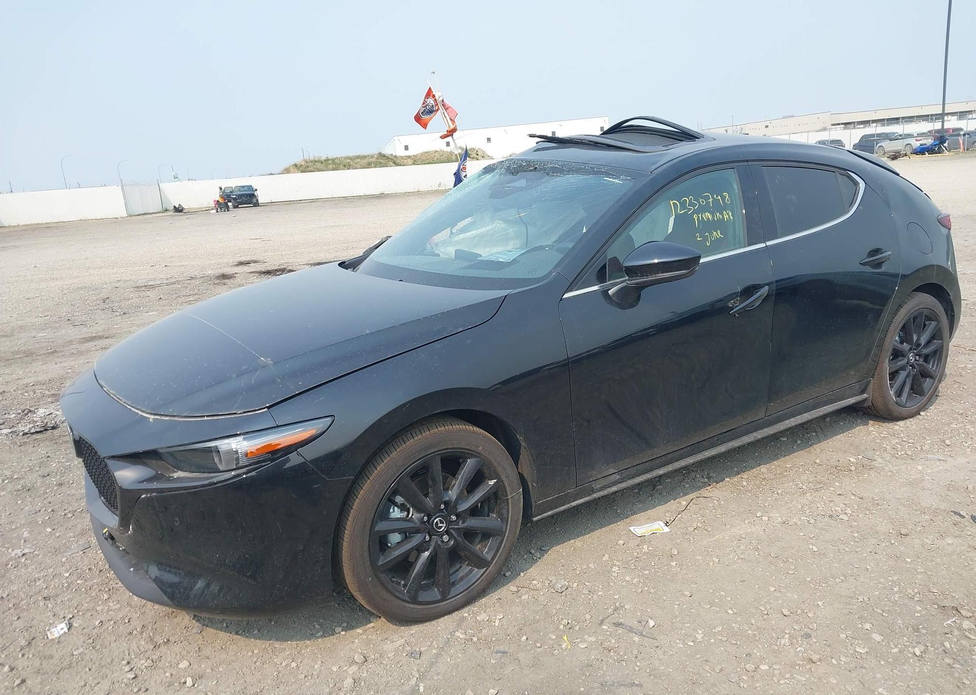 2025 MAZDA MAZDA3 GT W