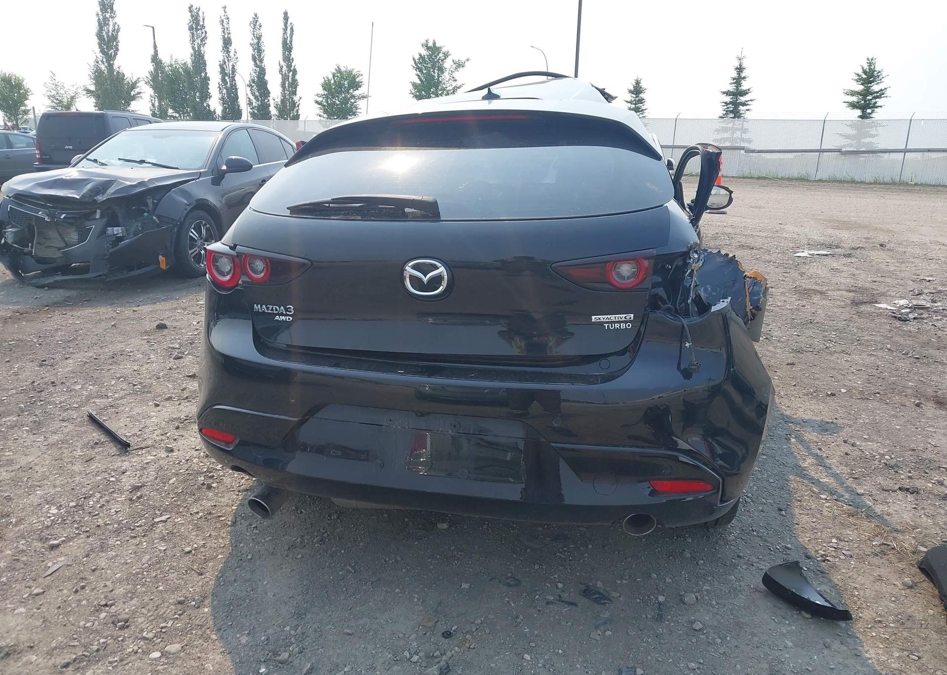 2025 MAZDA MAZDA3 GT W