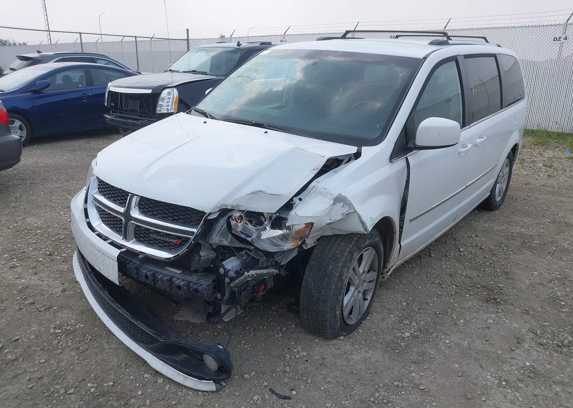 2016 DODGE GRAND CARAVAN CREW