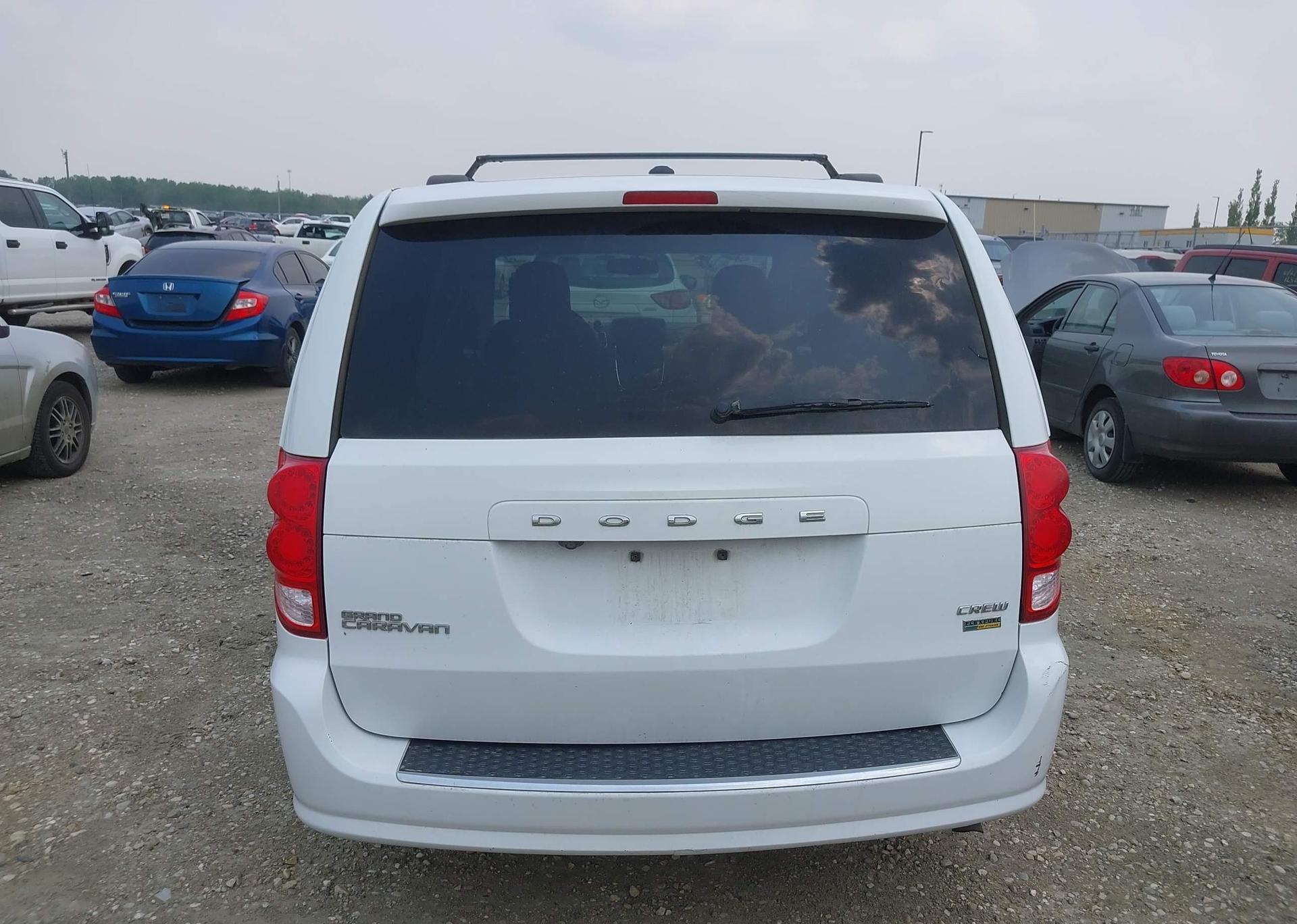 2016 DODGE GRAND CARAVAN CREW
