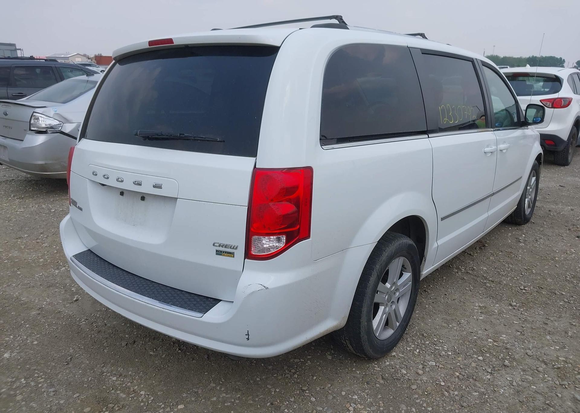 2016 DODGE GRAND CARAVAN CREW