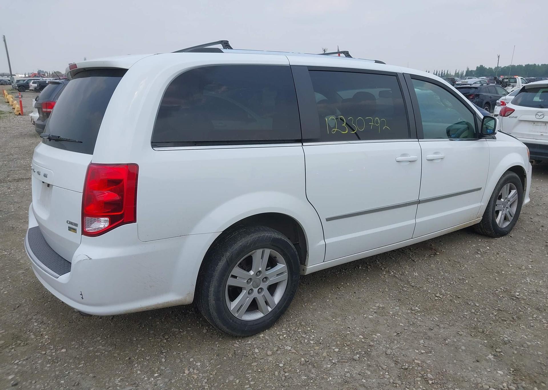 2016 DODGE GRAND CARAVAN CREW