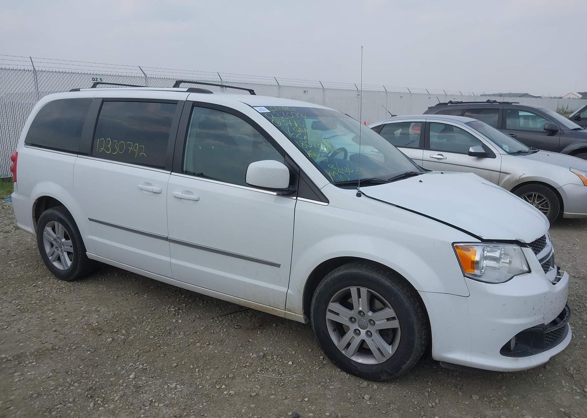 2016 DODGE GRAND CARAVAN CREW