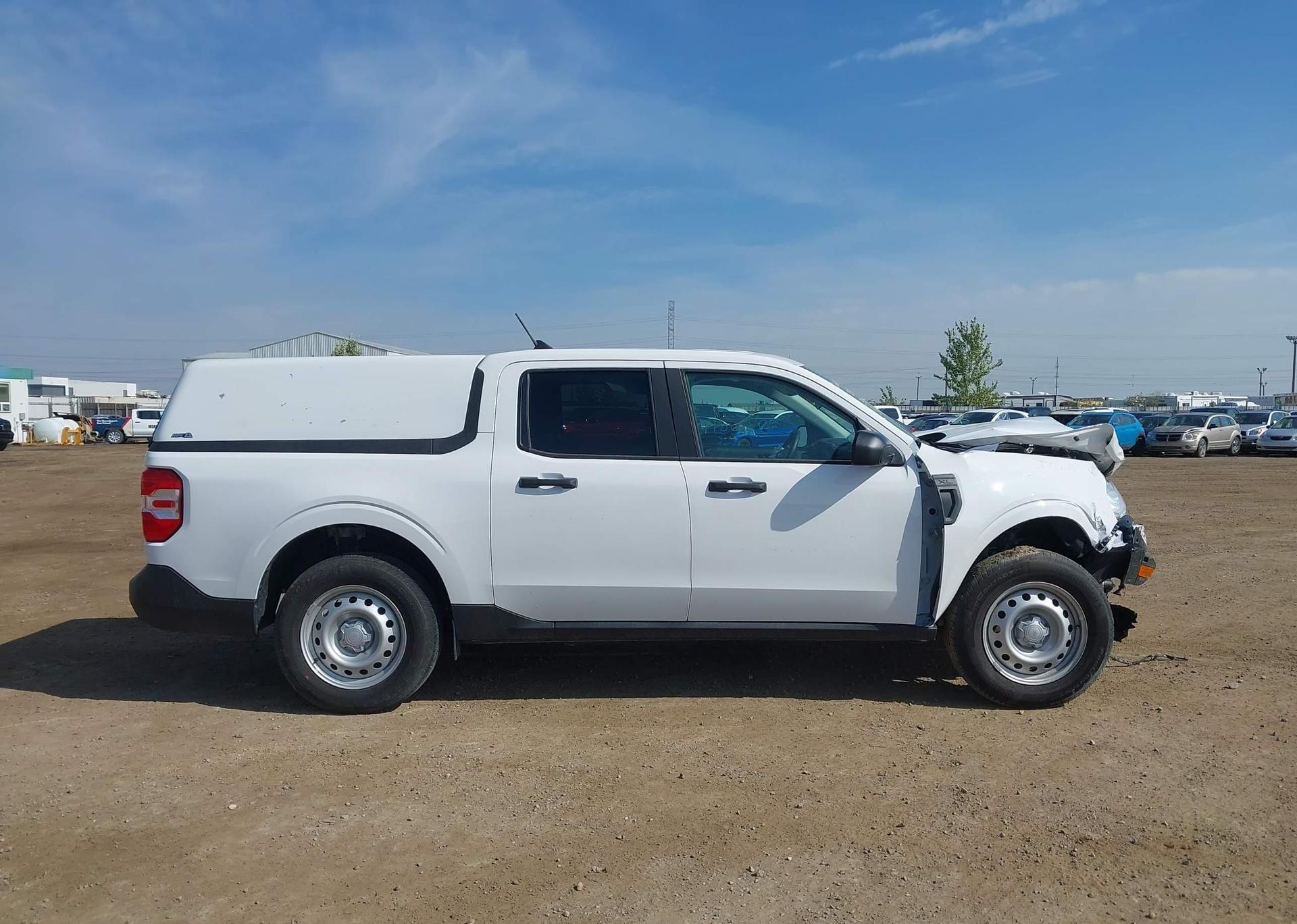 2024 FORD MAVERICK XL