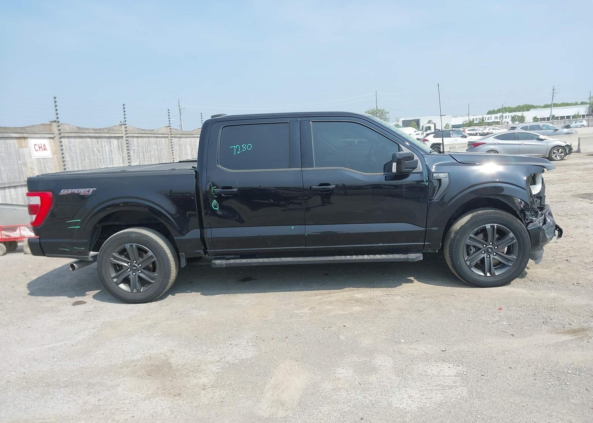 2023 FORD F-150 LARIAT