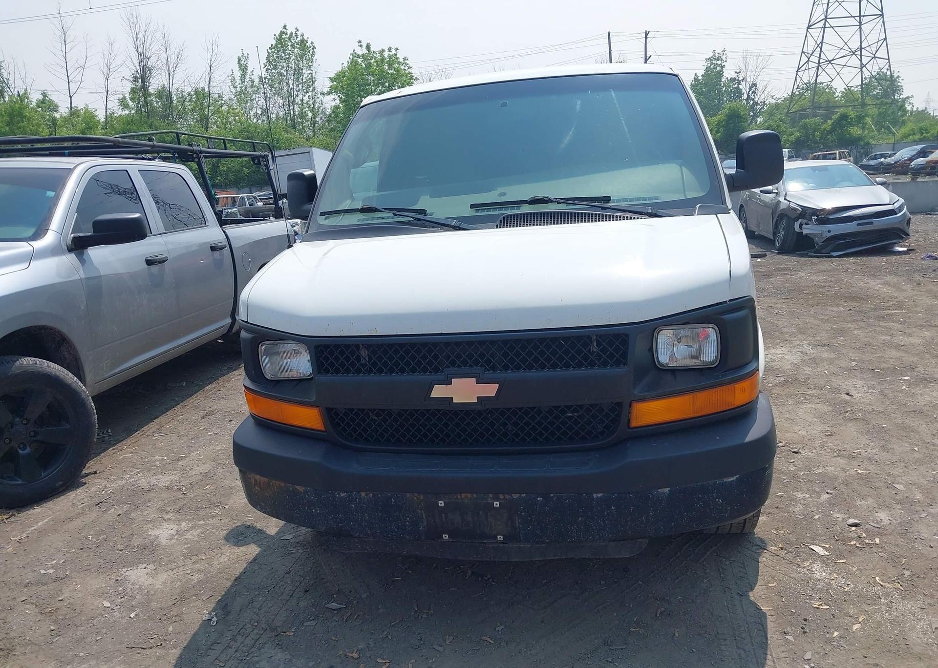 2012 CHEVROLET EXPRESS 2500 STANDARD