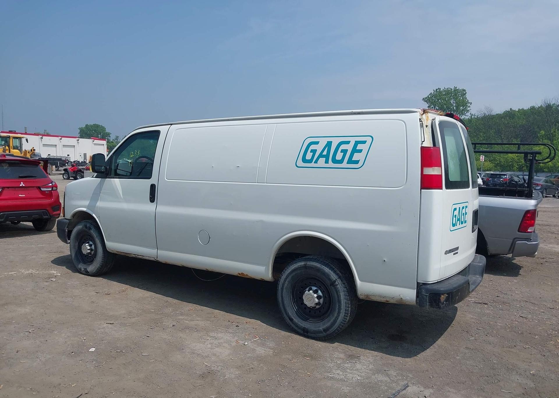 2012 CHEVROLET EXPRESS 2500 STANDARD