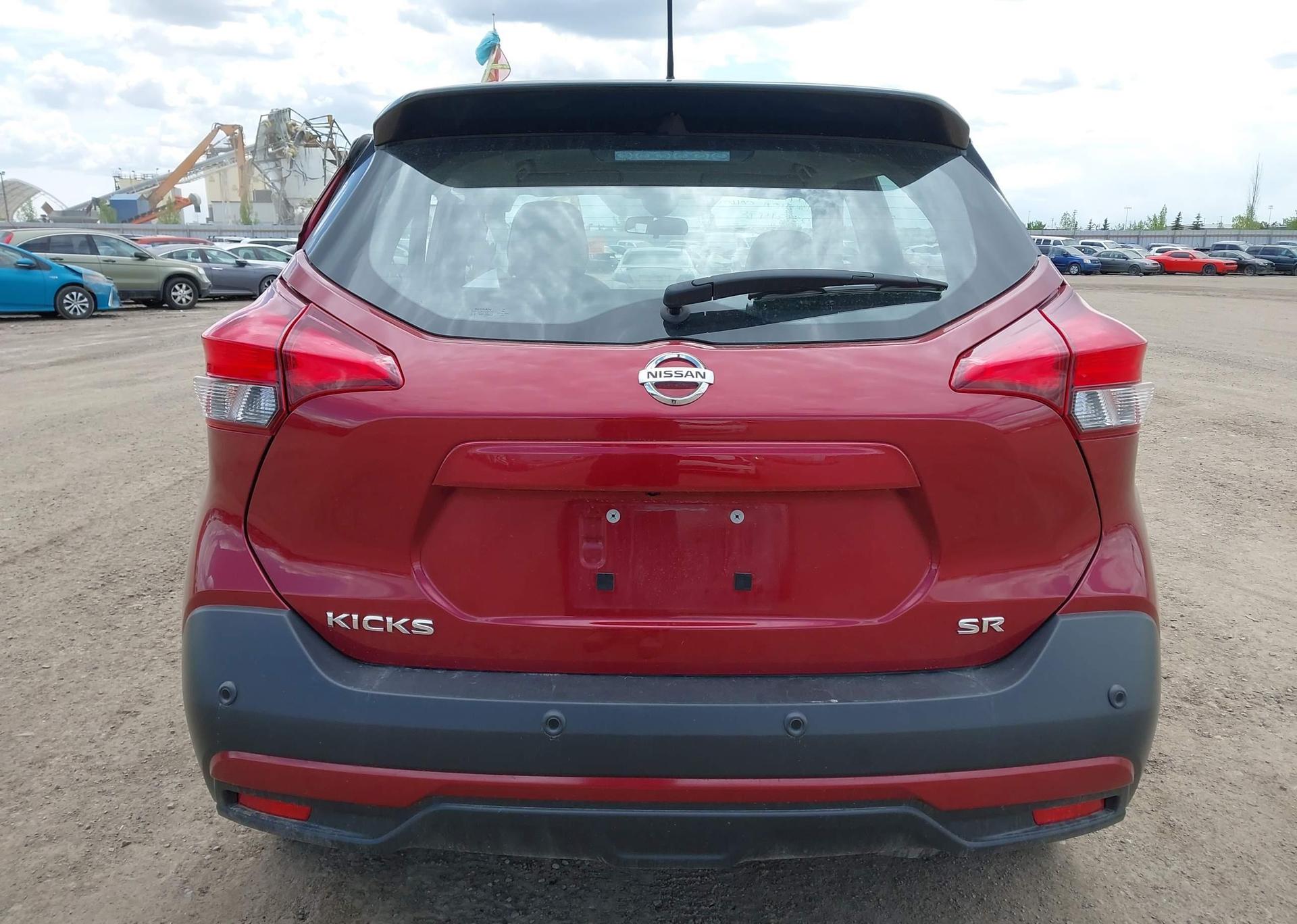 2020 NISSAN KICKS SR