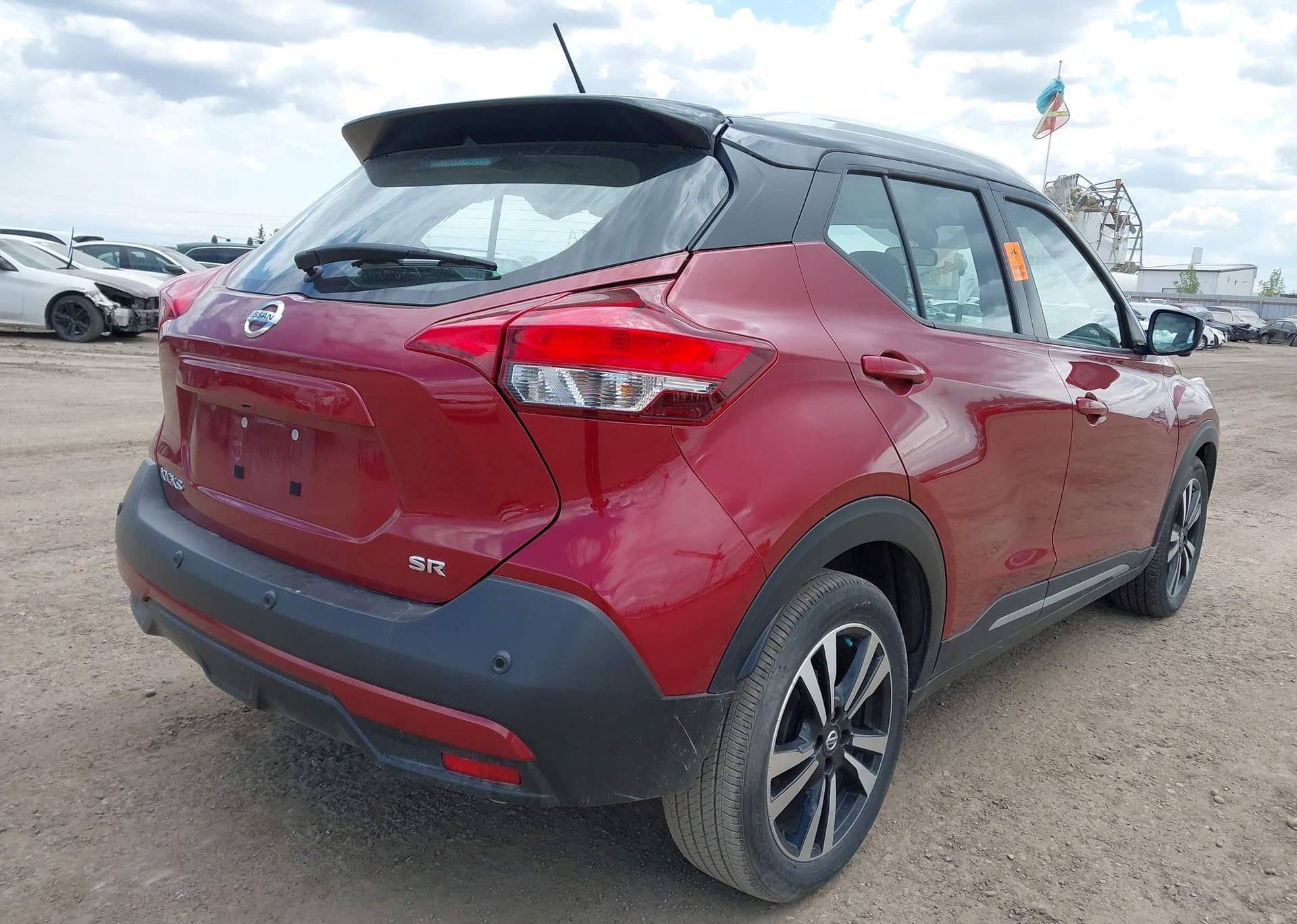 2020 NISSAN KICKS SR