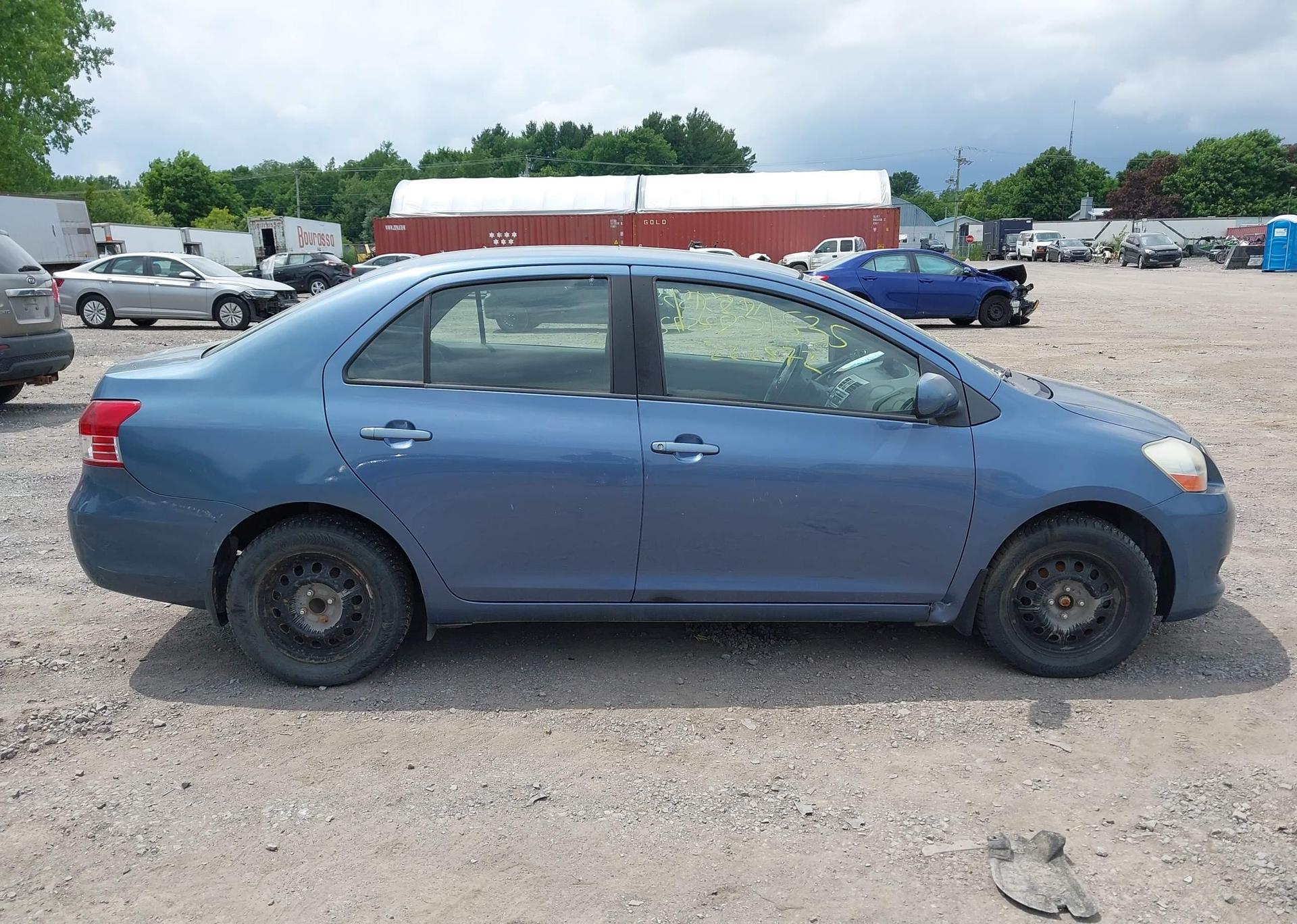 2008 TOYOTA YARIS