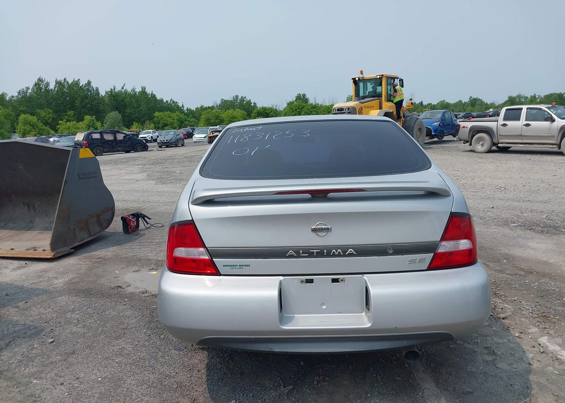 2001 NISSAN ALTIMA GXE