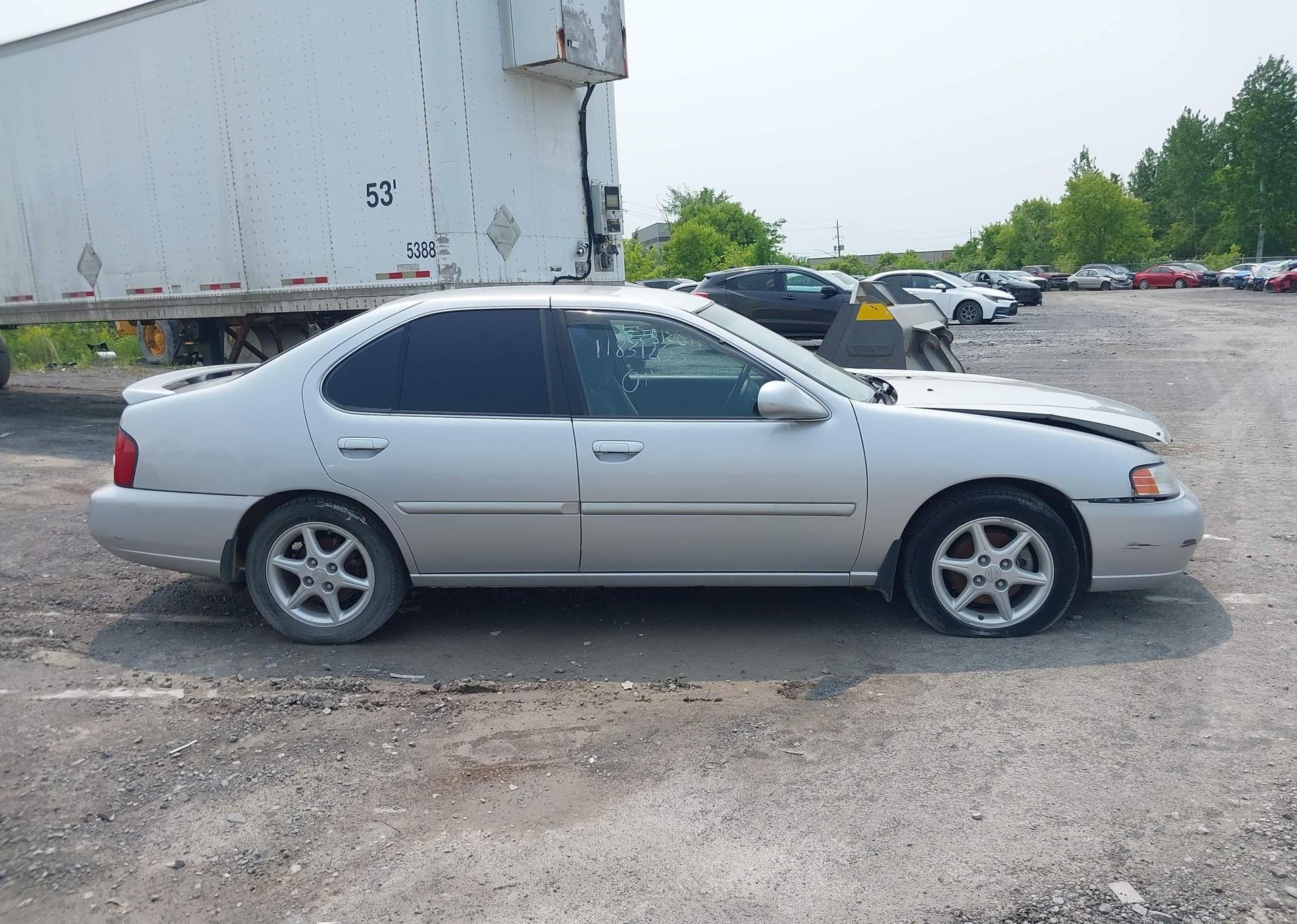 2001 NISSAN ALTIMA GXE