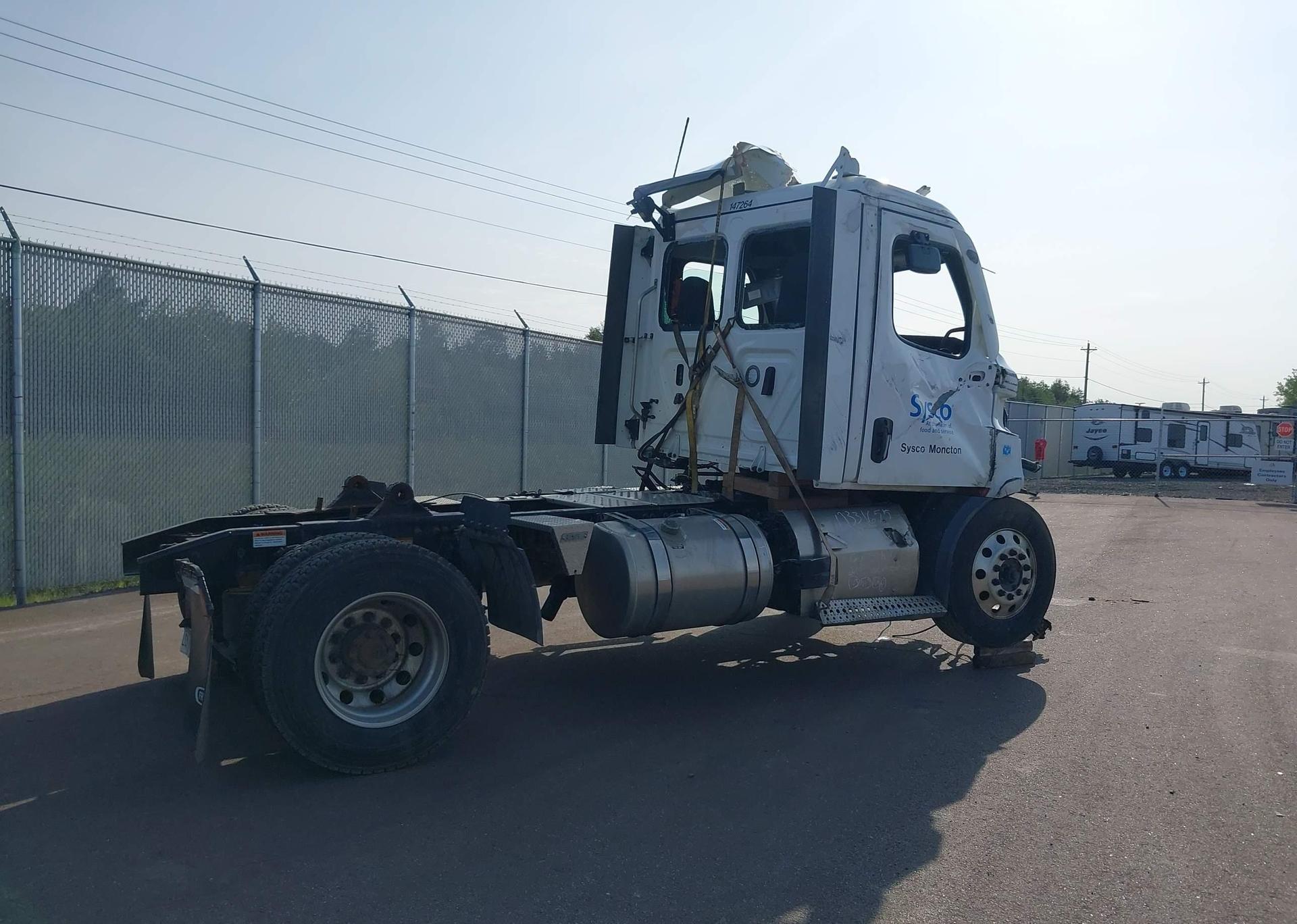 2024 FREIGHTLINER NEW CASCADIA 116