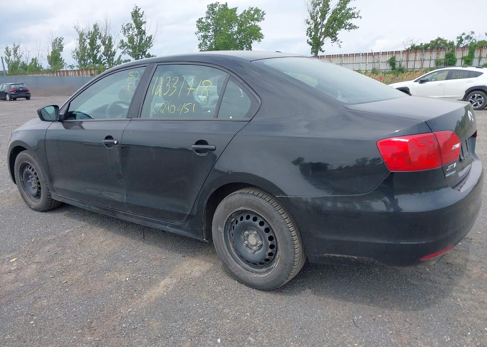 2013 VOLKSWAGEN JETTA S
