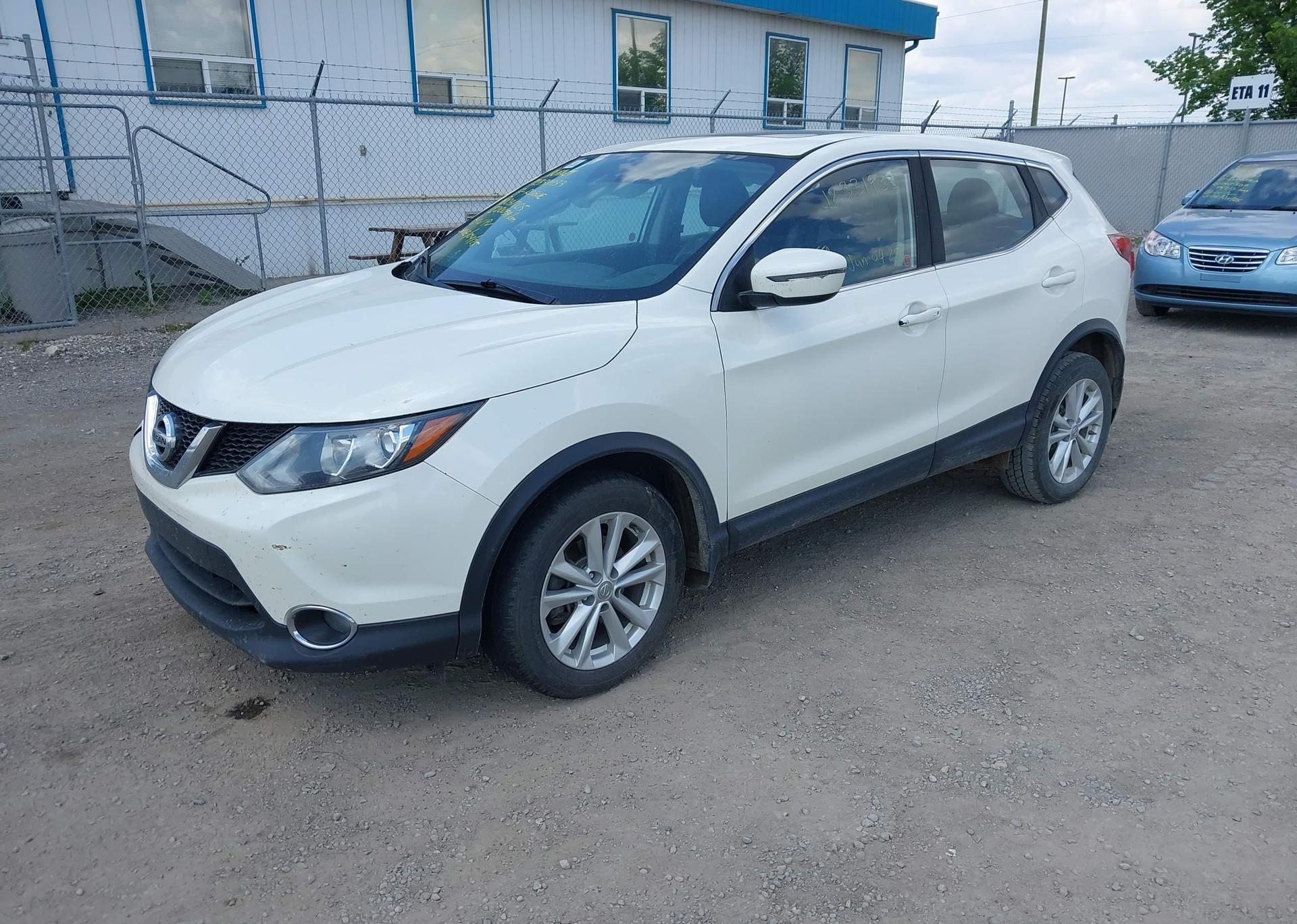2017 NISSAN QASHQAI S