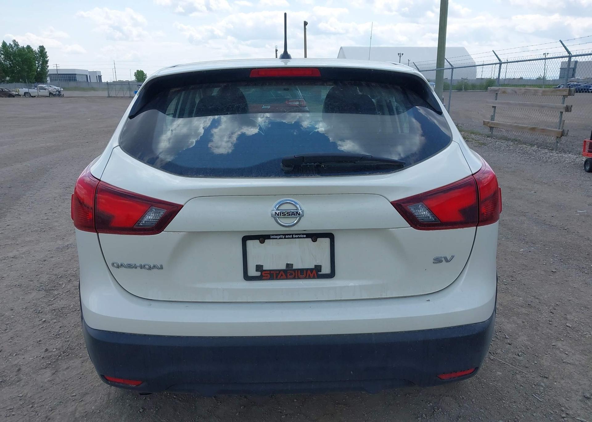 2017 NISSAN QASHQAI S