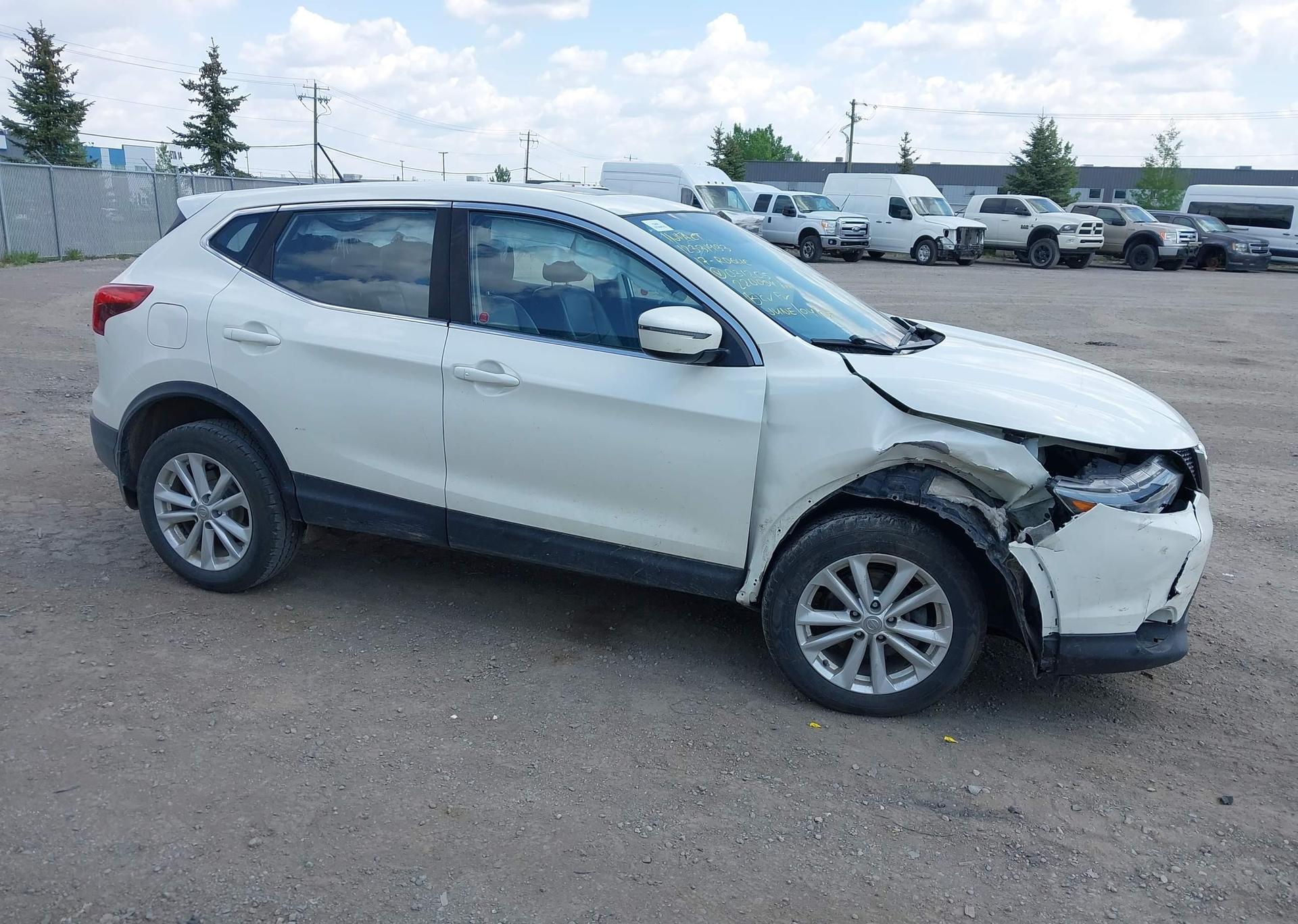 2017 NISSAN QASHQAI S
