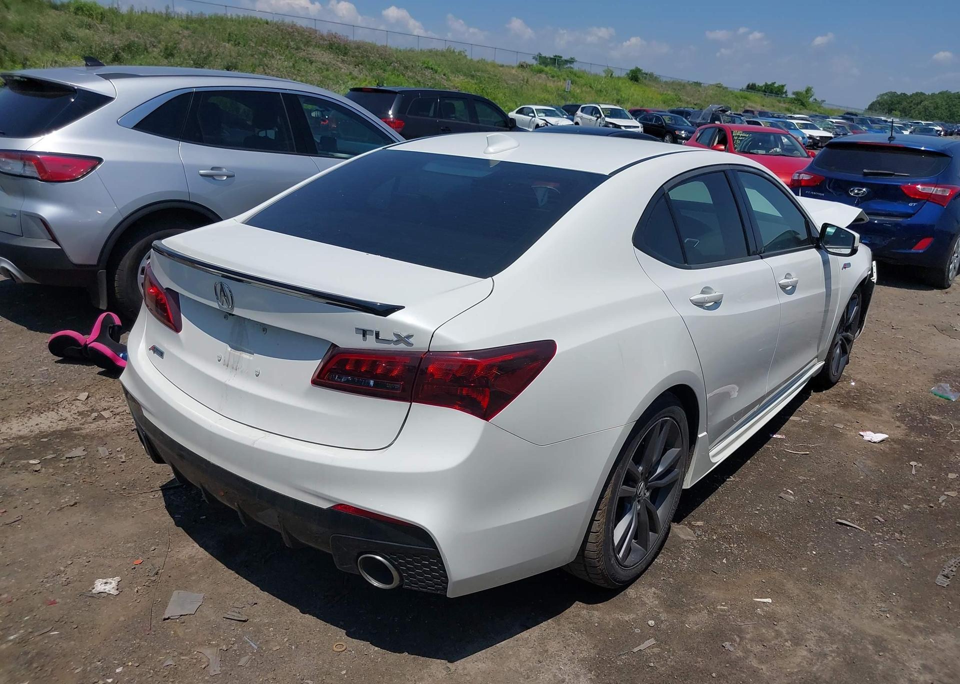 2018 ACURA TLX