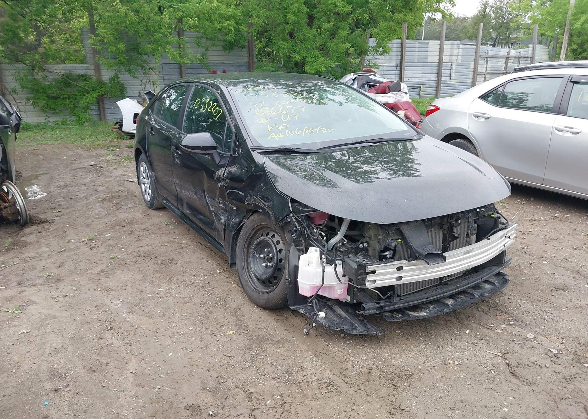 2022 TOYOTA COROLLA LE