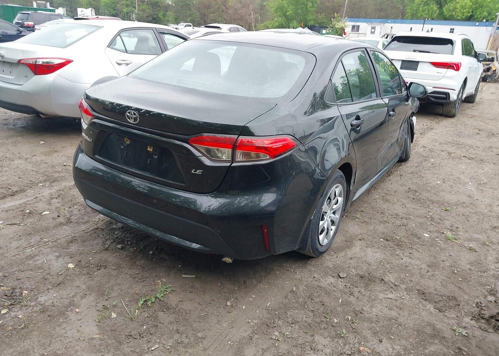 2022 TOYOTA COROLLA LE
