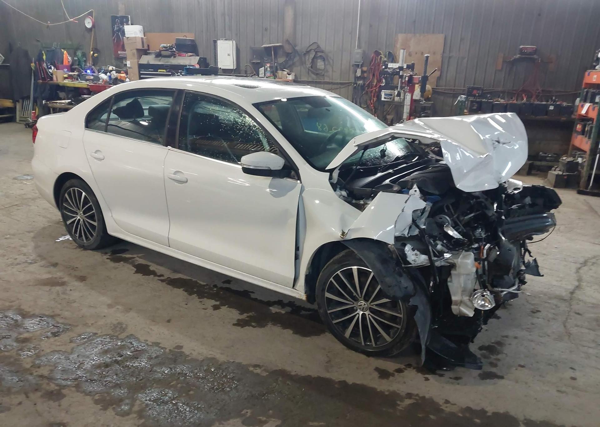 2013 VOLKSWAGEN JETTA