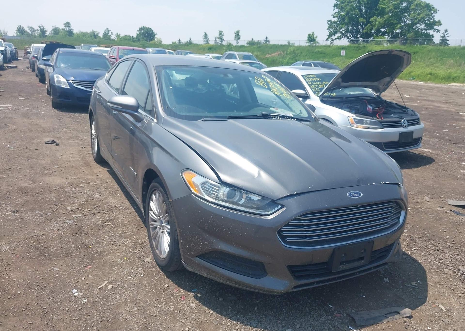 2013 FORD FUSION HYBRID SE