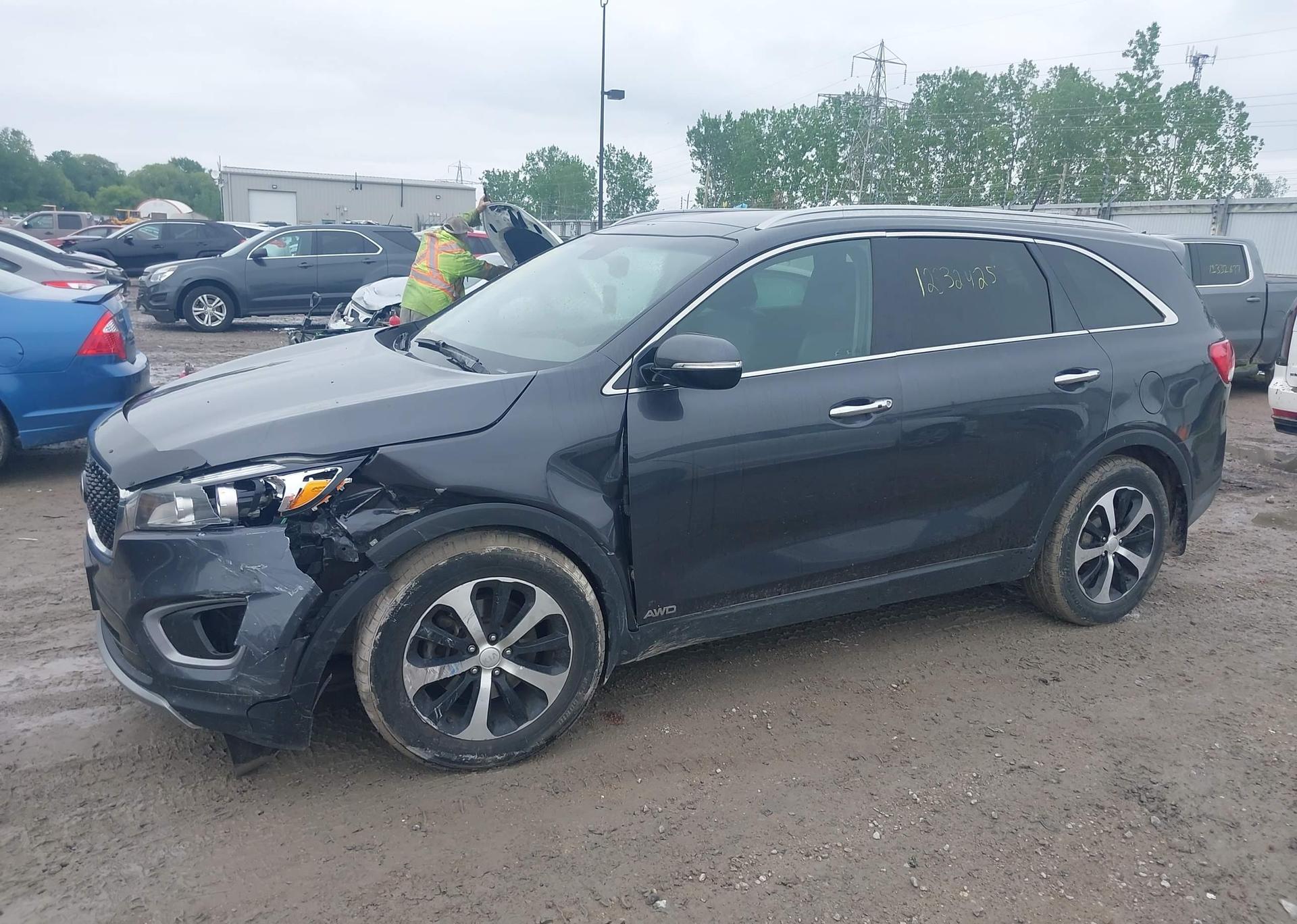2016 KIA SORENTO EX