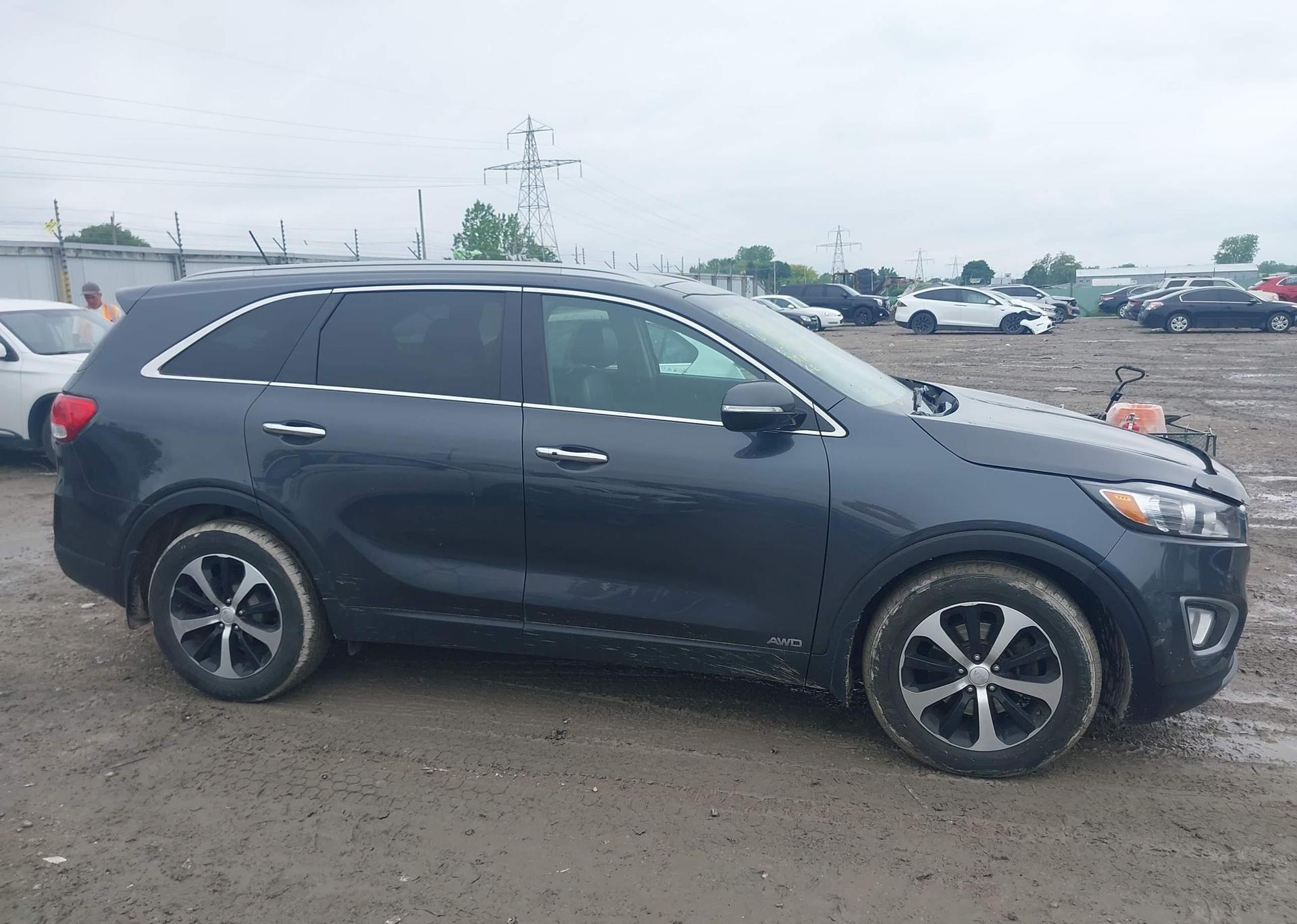 2016 KIA SORENTO EX