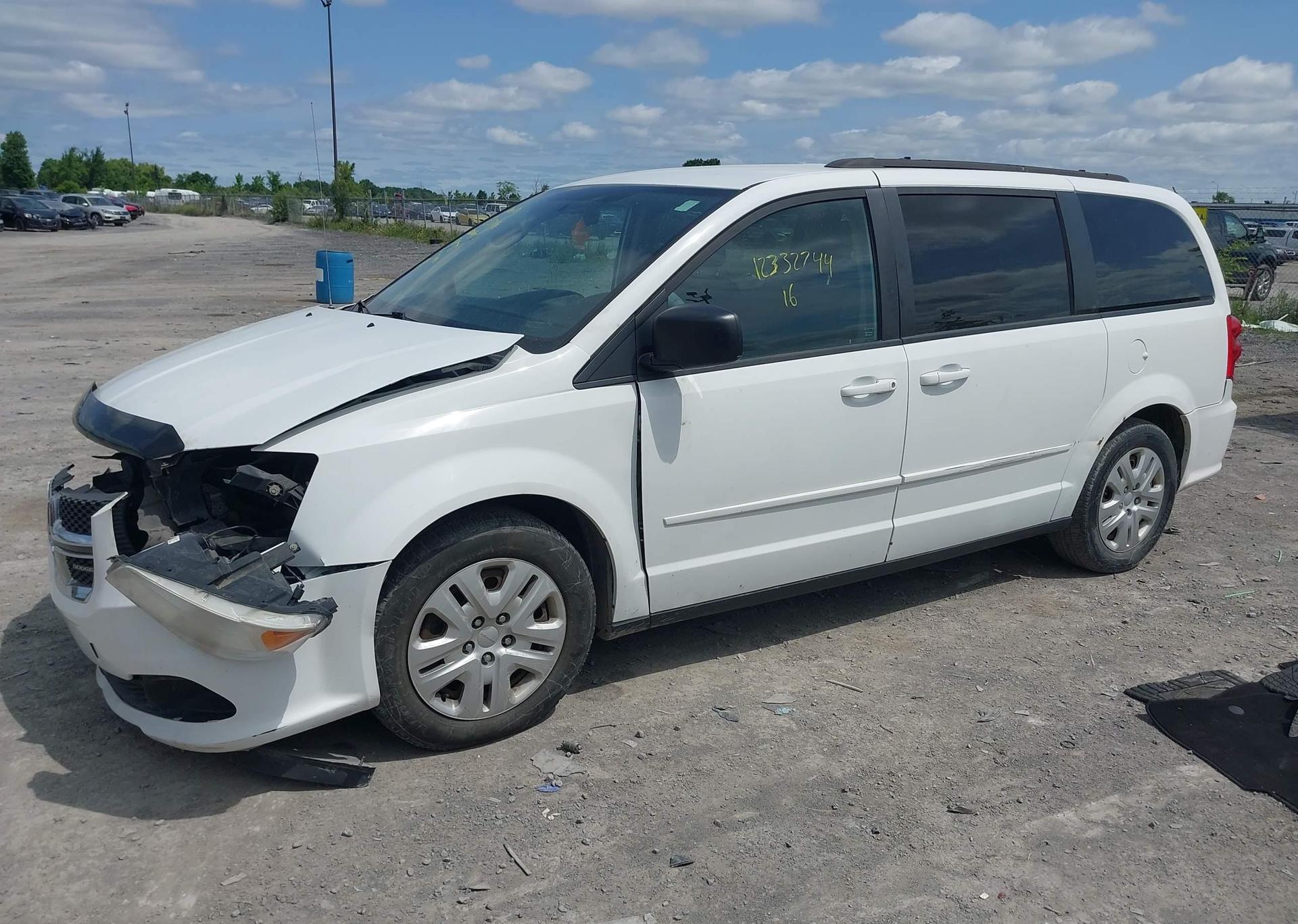 2016 DODGE GRAND CARAVAN SE