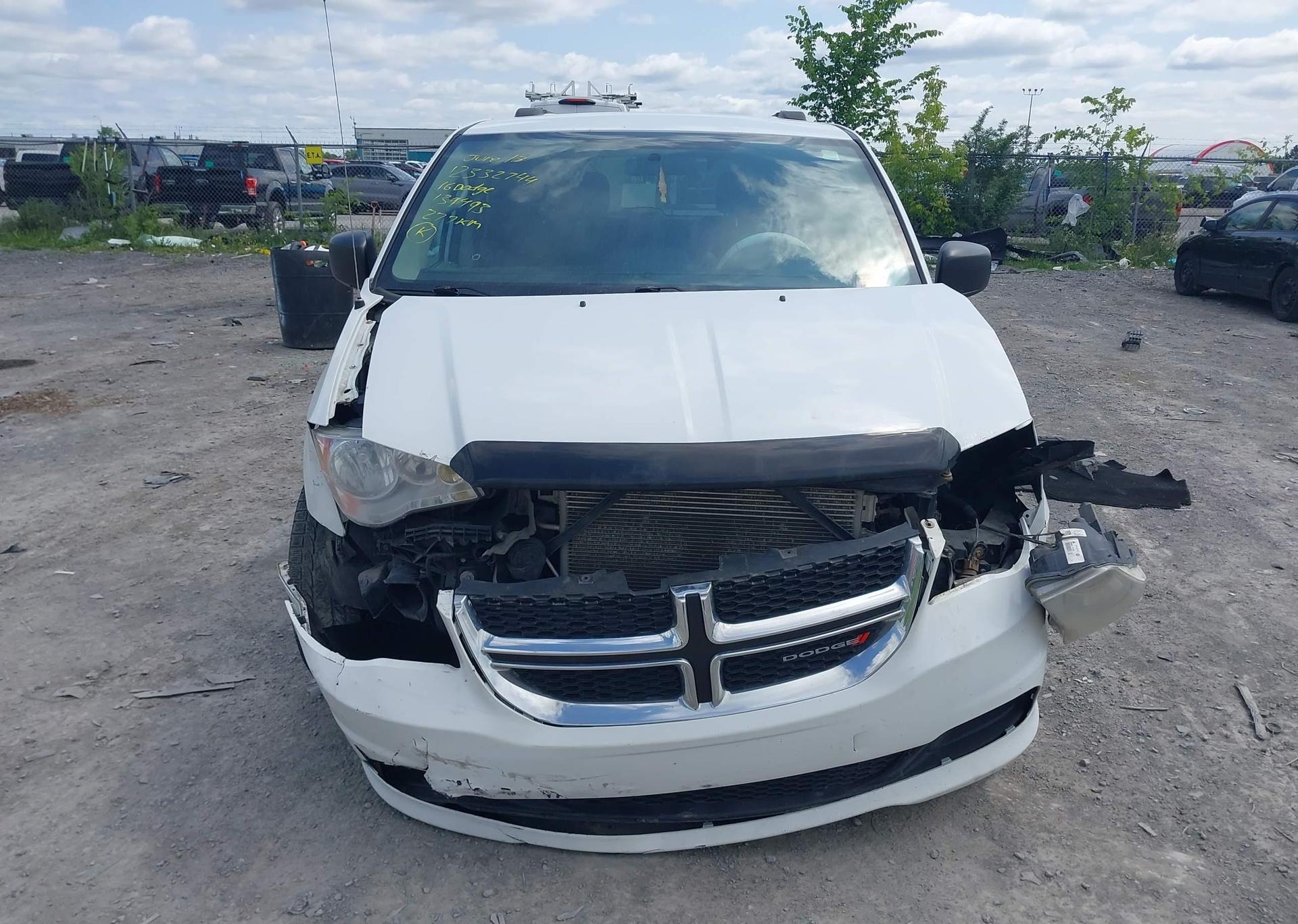 2016 DODGE GRAND CARAVAN SE