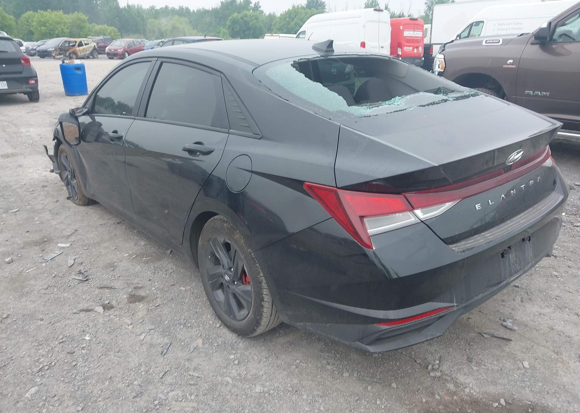 2022 HYUNDAI ELANTRA SEL
