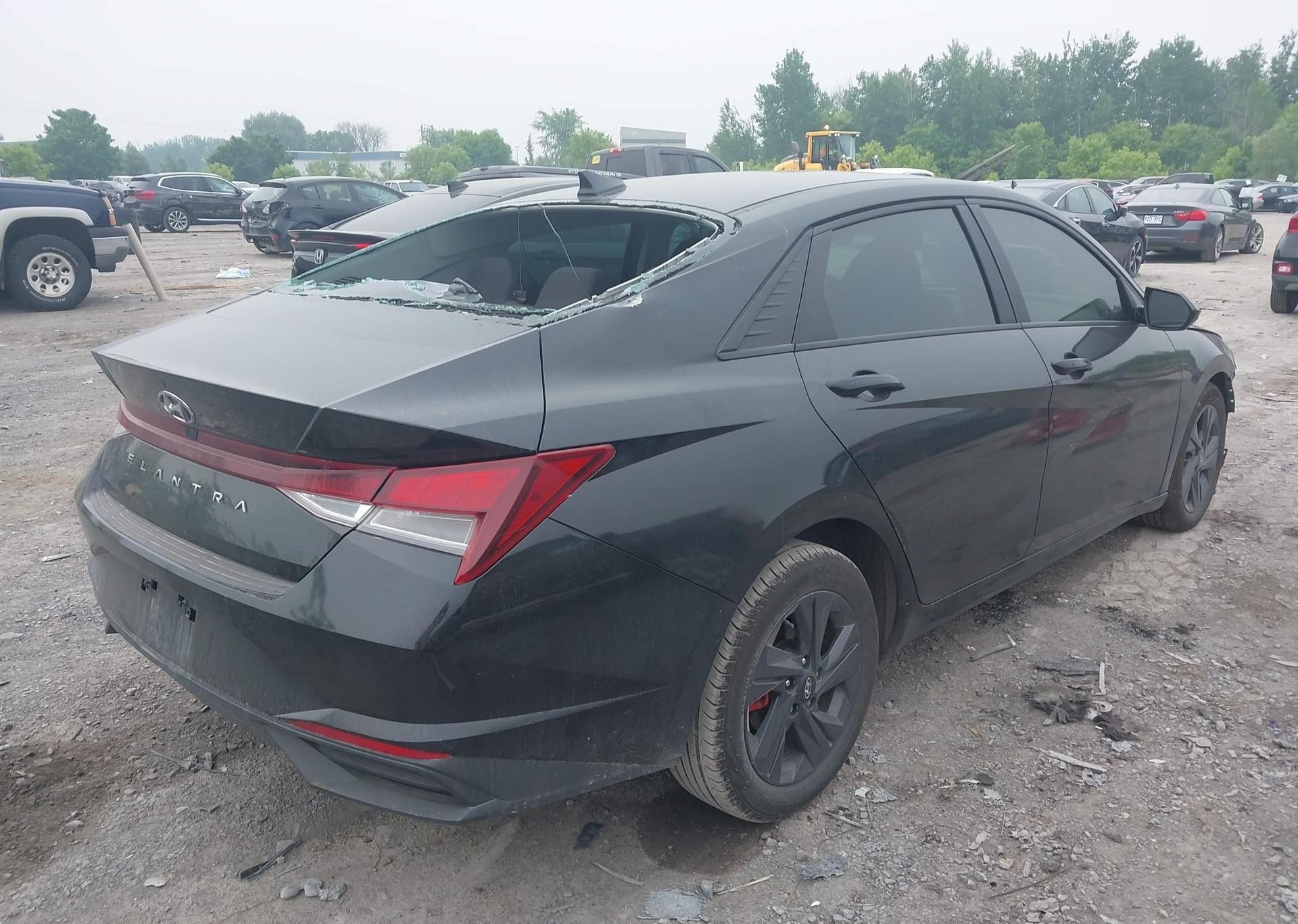 2022 HYUNDAI ELANTRA SEL