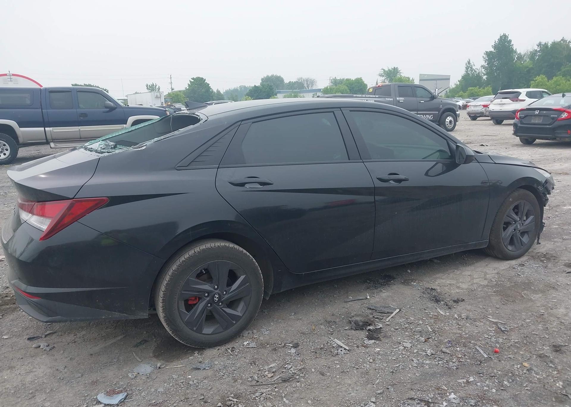 2022 HYUNDAI ELANTRA SEL